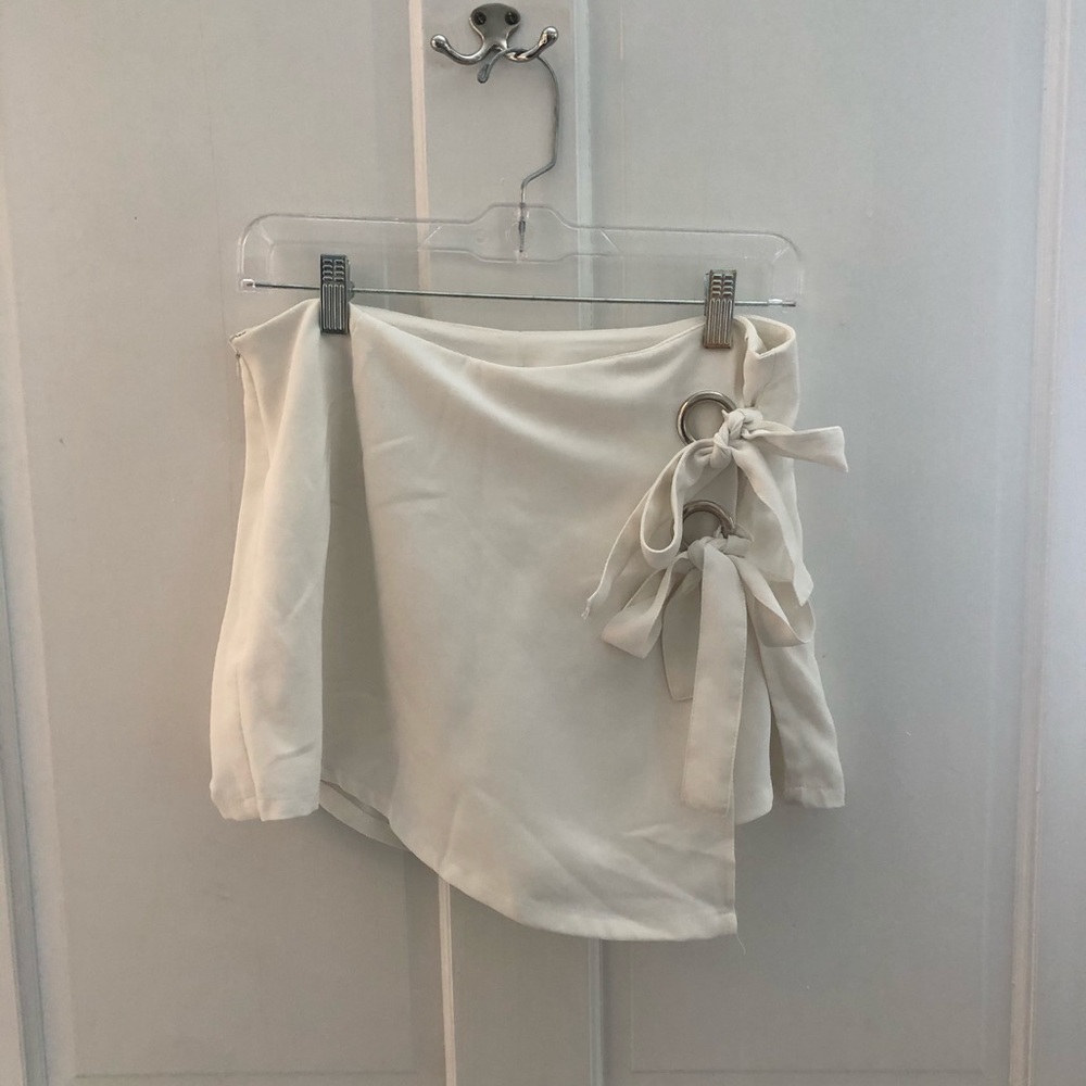 Bow tie, Mid Waist Asymmetrical Skirt